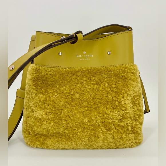 KATE SPADE Green Marti Bucket Bag - Picture 3 of 12